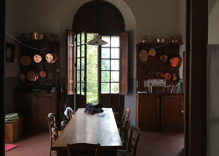Chateau De - D'hotes Joyeux
