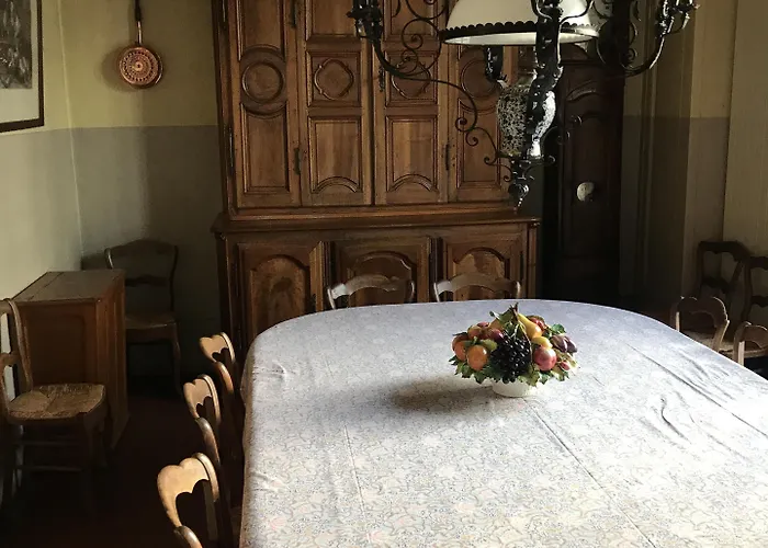 Couette-café Chateau De - D'hotes Joyeux